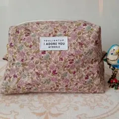 花柄ファスナー付きポーチ（台形型）