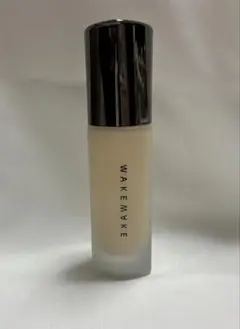 ⭐️8/5までの特別価格！【新品・未使用】WAKEMAKE ファンデーション 23のサムネイル