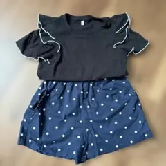 GU フリル付きトップスとドット柄ショートパンツ M