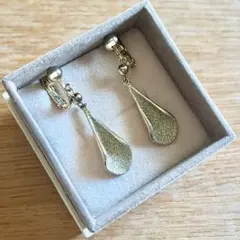 Item thumbnail for item eed8668b-2de6-4721-96da-3678e0def495