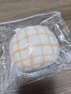 Funergydivip メロンパン　粉付きパン　スクイーズ