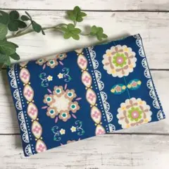 マルチケース⭐️母子手帳、お薬手帳入れ⭐️お花 青