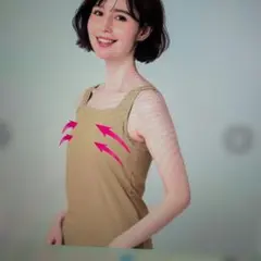 新品未使用DHC胸をコンパクトに魅せるブラトップ LL　白大きいサイズのサムネイル