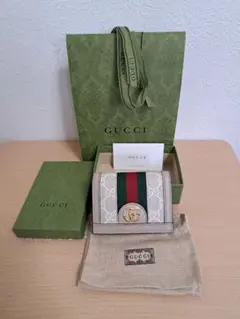 未使用級 現行品 GUCCI 折り財布 オフィディア GGマーモント ベージュ