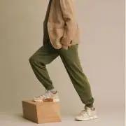 MiuMiu セーラーカラー 短丈 ショート丈 スウェット MiuMiu セーラーカラー 短丈 ショート丈 スウェット MiuMiu