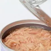 ツナ缶の画像
