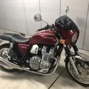 ケンジ
