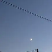 つき