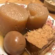 おでんは大根と厚揚げの画像