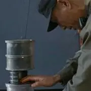 某国工作員