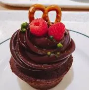 トロワの画像