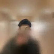 らい君