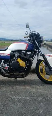 nc31 cb400sf エアロシャーク フェンダー - メルカリ