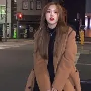YANG YIFAN