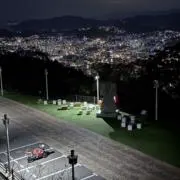 けい
