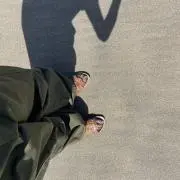 とも