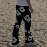 ぎょどん