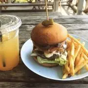 Henry'sの画像