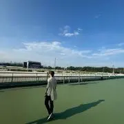 シュウト