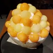 ゆりのの画像
