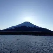 @あっきー