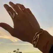 00