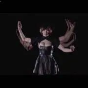 リンダ