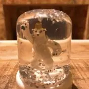 な