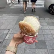びん