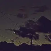ヨルの画像