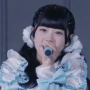 すっ