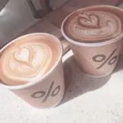 み