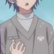 む