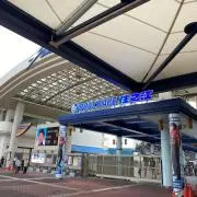 とるまる