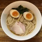 サトシ