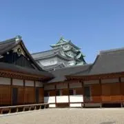 見せもの小屋の画像