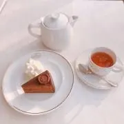 たろす
