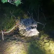 ア