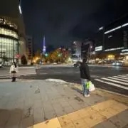 隆弘