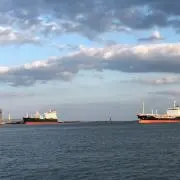 まー