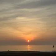 赫