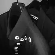 yy