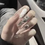 rara.nailの画像