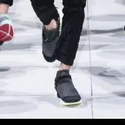 Y