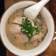 豚骨ラーメン