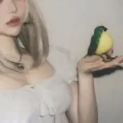uの画像
