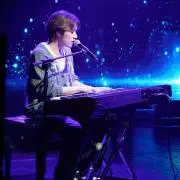 D-half moonの画像