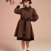 ベヨネッタ おすわりぬいぐるみマスコット BAYONETTA - メルカリ