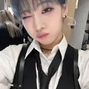 Image of jisoo
