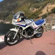 トミー